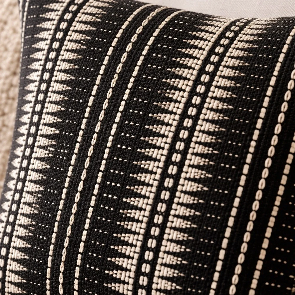 Ethan Allen Textured Silk Pillow Covers Set of 2 Black Ivory 20x20 Matte Woven